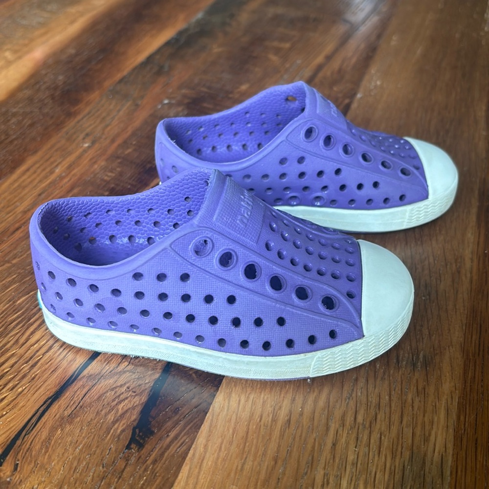 Native Shoes Jefferson Purple Sneakers Rubber, size C5, Little girl